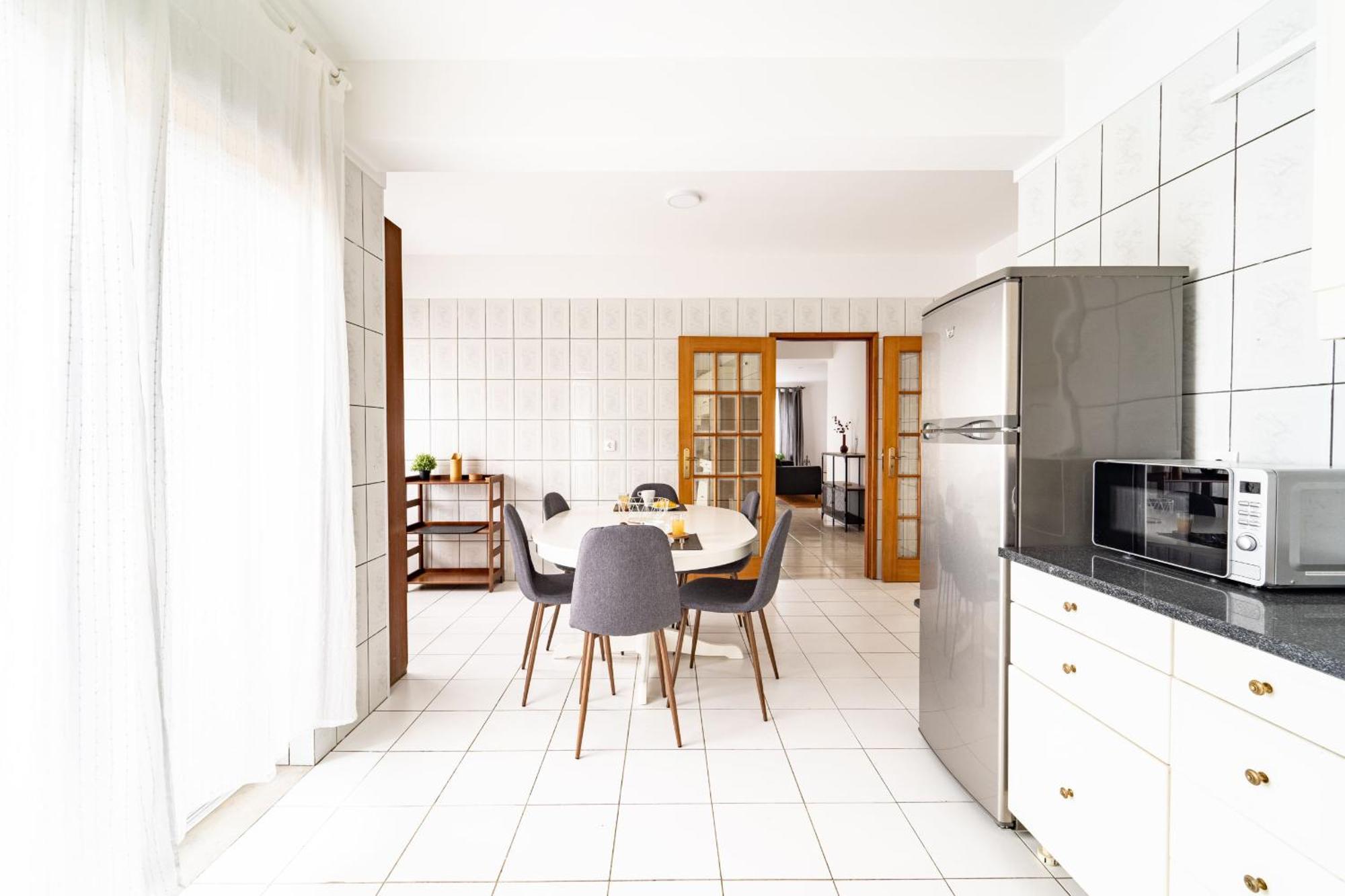 Flat Armada II - Apartamento T5 Junto Ao Bragaparque Eksteriør bilde